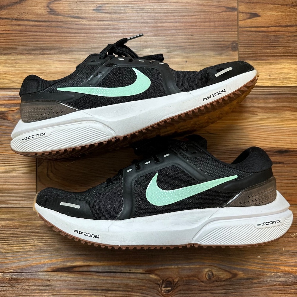 Black Nike Air Zoom Vomero 16 - Picture 6 of 9